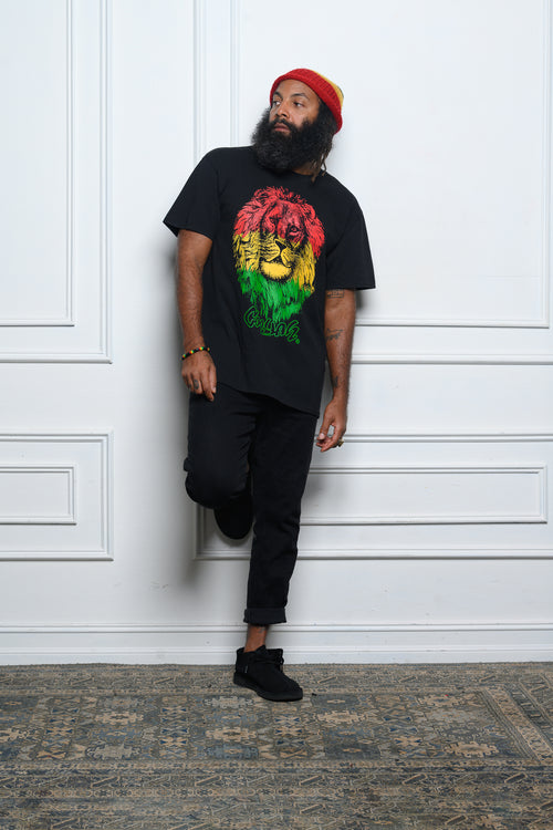 Cooyah Jamaica - Men's Big Face Rasta Lion tee screen printed in reggae colors.  Black, short sleeve shirt, constructed from soft, 100%, ringspun cotton.