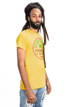 Load image into Gallery viewer, Cooyah Jamaica. Weedatarian High Grade men&#39;s reggae graphic tee. Ringspun cotton, short sleeve, rasta cannabis tee. Jamaican clothing brand. IRIE
