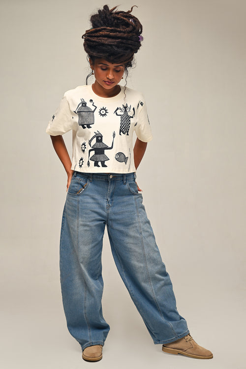 Women's boxy fit crop top with African screen printed graphics.  Cooyah, the official reggae clothing brand since 1987.