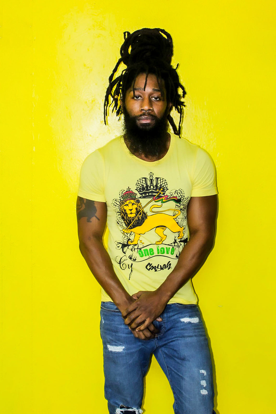 Cooyah Clothing. Men's Lion Crown Rasta T-Shirt in yellow. One Love. Ringspun cotton, crew neck, short sleeve tee shirt. Jamaica. IRIE