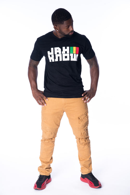 Cooyah Jamaica - Men's Jah Know graphic tee.  Screen printed in rasta colors.  As a Jamaican owned clothing brand since 1987, we take pride in bringing you this classic piece. 