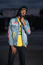 Load image into Gallery viewer, Cooyah Jamaica. Men&#39;s denim jacket with Rasta Lion design. Handprinted design. Reggae rootswear clothing brand. IRIE
